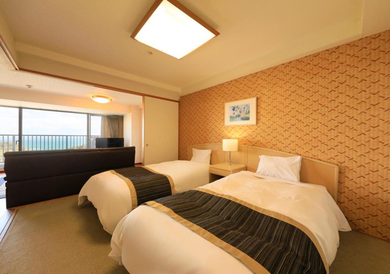 Katsuura Hilltop Hotel & Residence المظهر الخارجي الصورة